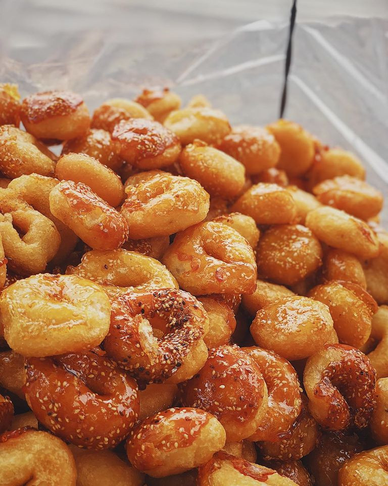 Da heo trộn giòn tan và bánh cam tuổi thơ ngọt ngào dành cho các cô nàng mê ăn vặt ảnh 11