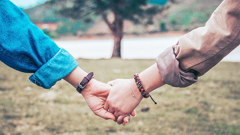 Có những tình yêu thật sự mù quáng và điên rồ, em cần đủ tỉnh táo để nhận diện nó! ảnh 1