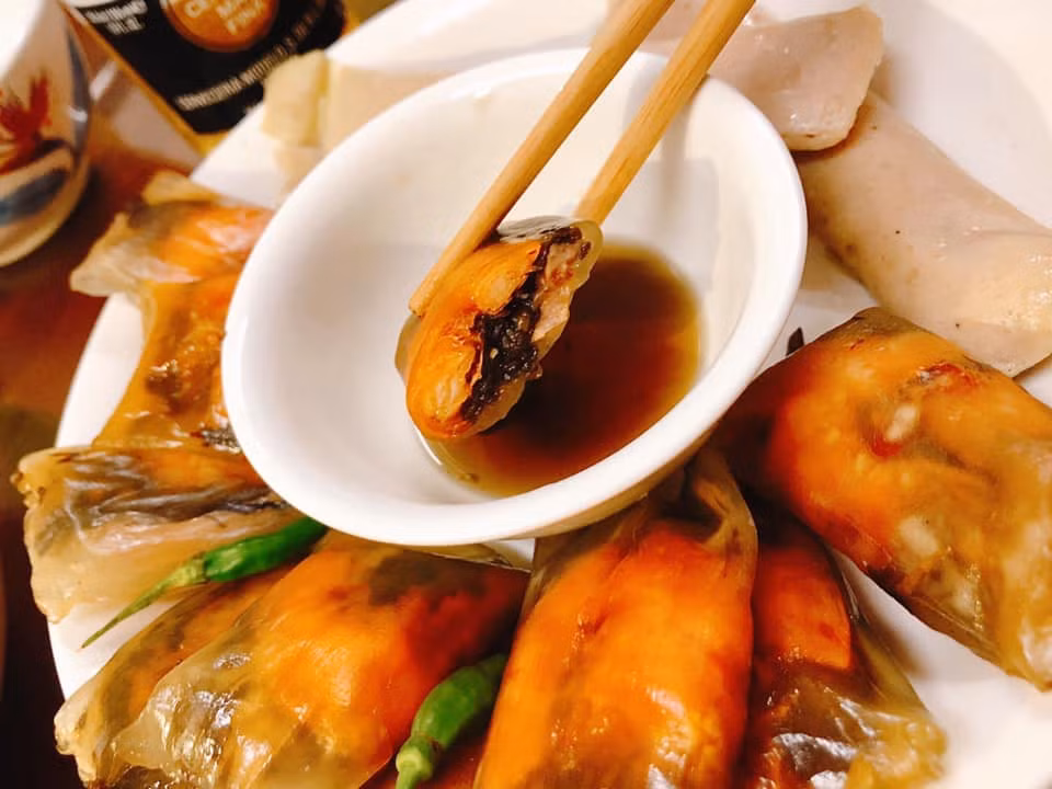 Thực đơn ăn vặt ship-tận-nhà: Bánh gối nóng hổi kiểu Hà Nội, bánh bột lọc chuẩn vị Huế ảnh 10