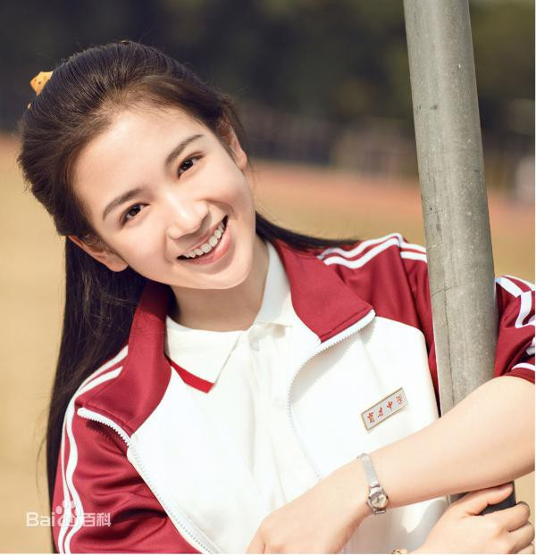 Ảnh: Phim "Sống không dũng cảm uổng phí thanh xuân" Gửi các cô gái tuổi 20: Thời gian không phải kẻ thù, sống chậm vừa đủ thanh xuân lâu bền ảnh 3