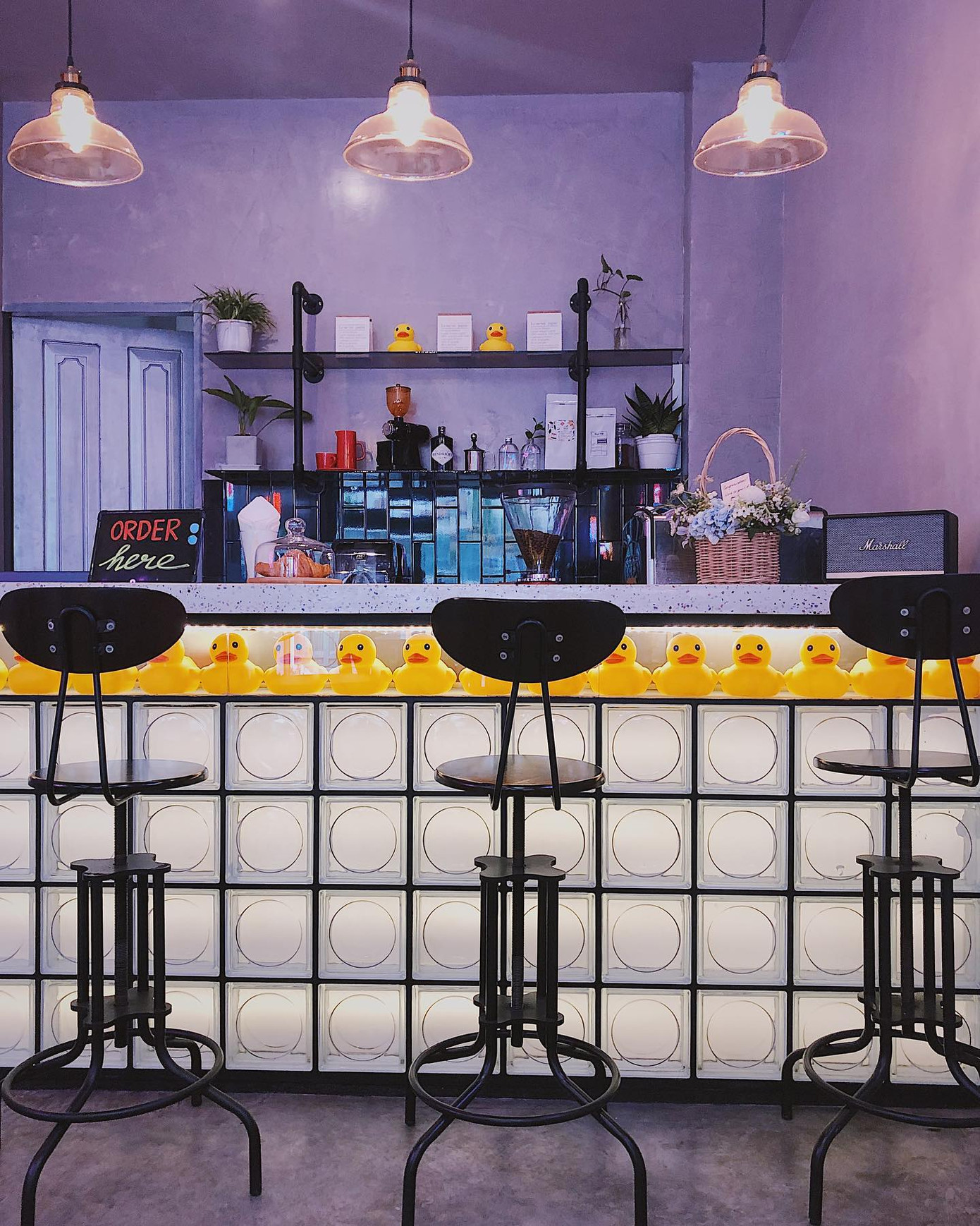 Hẹn hò Sài Gòn: Những tiệm cà phê đẹp mê li nhất để hội “sống ảo” hẹn hò đầu năm học ảnh 7