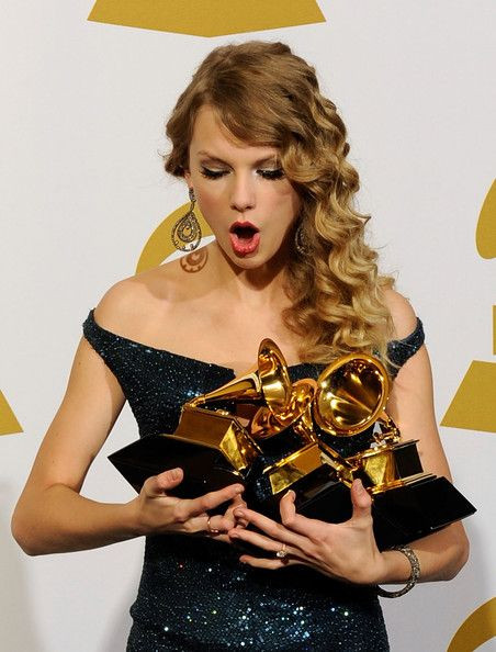 Taylor Swift khiến fan bất ngờ khi bật mí lý do chọn “Fearless” làm album thu lại đầu tiên ảnh 3