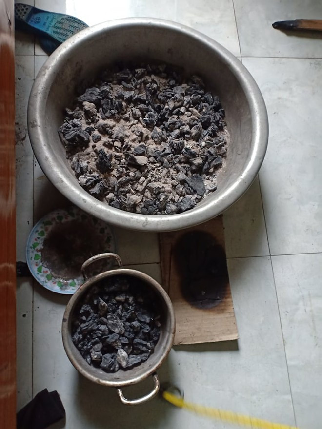 Bốn mẹ con thương vong, nghi do đốt than trong phòng ngủ sưởi ấm ảnh 2