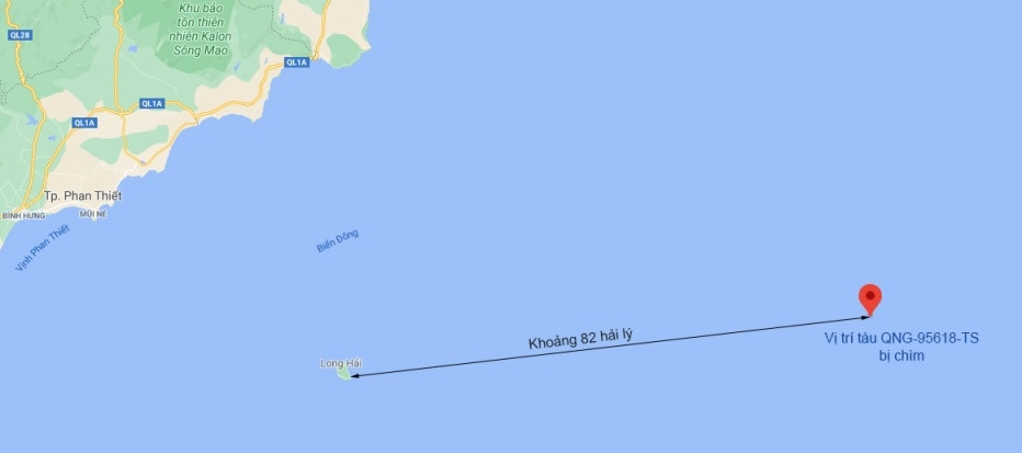 Tàu cá Quảng Ngãi bị tàu lạ đâm chìm trên biển Bình Thuận ảnh 1