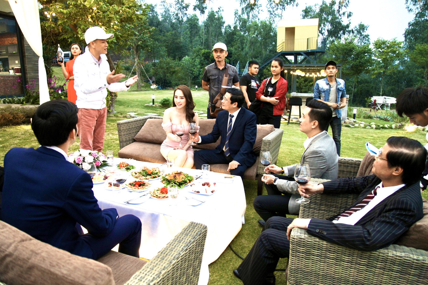 Đạo diễn 'Sinh tử': Bật mí hậu trường những cảnh quay ‘kịch tính’ ảnh 2