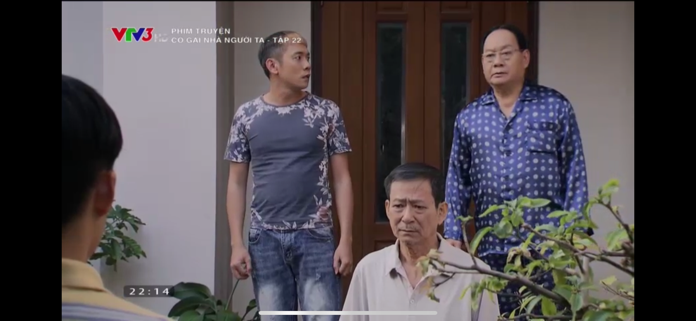Bố Cân mang trả lại tiền Cô gái nhà người ta tập 22: Uyên (Phương Oanh) khuyên em cùng làm lại cuộc đời ảnh 5