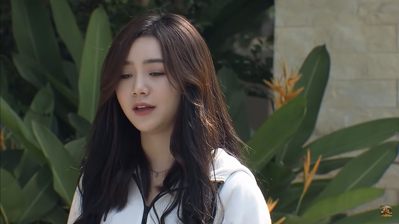 Đừng bắt em phải quên 8: Ngọc trốn học đi theo dõi bố và em gái mưa quái thai ảnh 1