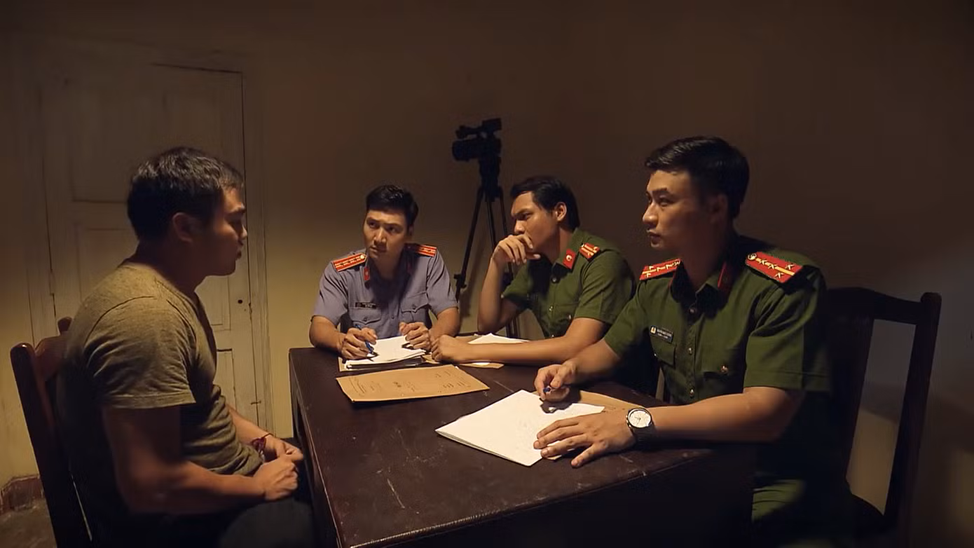 Sinh tử tập 77: Trinh (Quỳnh Nga) bị bắt, Hoàng khai quan chức nhận hối lộ khủng ảnh 3