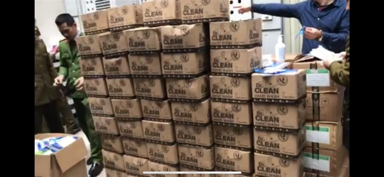 Bộ Công an cảnh báo tình trạng đầu cơ, buôn bán khẩu trang giả ảnh 2