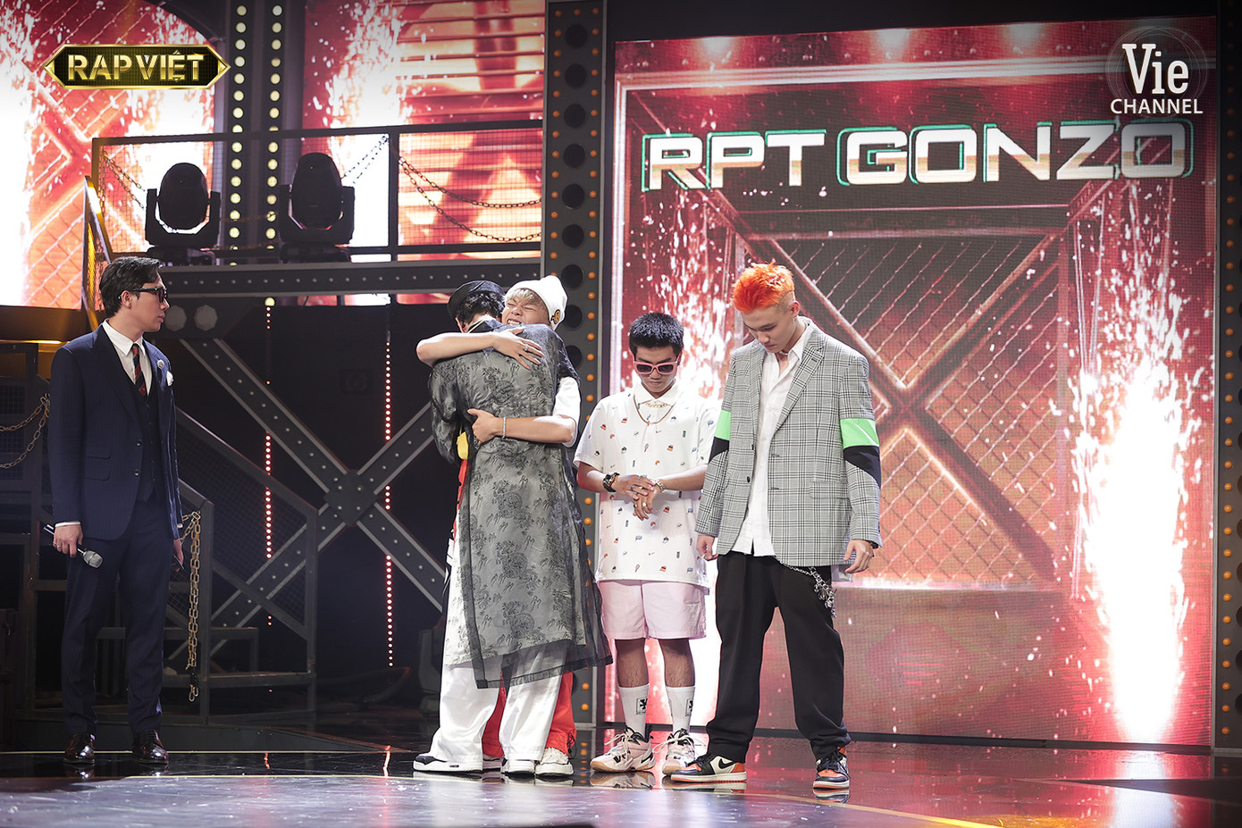 Rap Việt: Ricky Star đi đường quyền vào Chung kết, Tlinh - Lăng LD được Nón Vàng giải cứu ảnh 1