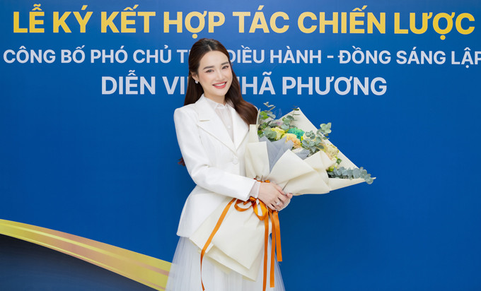 Thu Trang, Nhã Phương, Lâm Vỹ Dạ - hội nữ chủ tịch đa năng của showbiz Việt ảnh 6