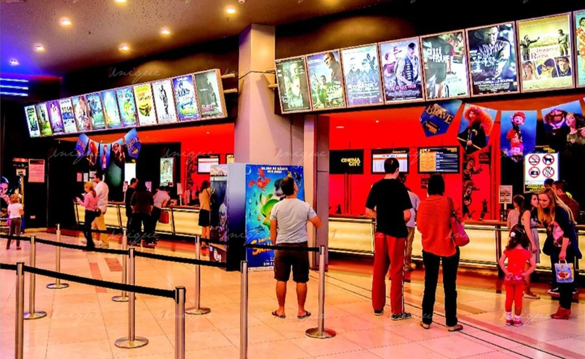 “Gái Già Lắm Chiêu V” và “Bố Già” cùng trở lại rạp sau dịch, liệu có “thuận buồm xuôi gió”? ảnh 8