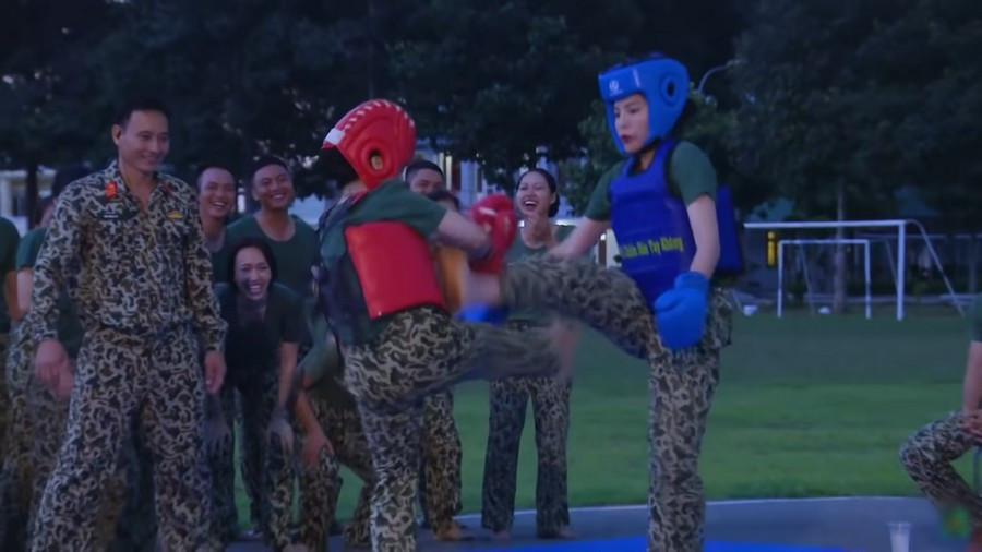 Kỳ Duyên “nhắc bài” Hậu Hoàng khi nghề YouTuber không được biết đến trong quân ngũ ảnh 5