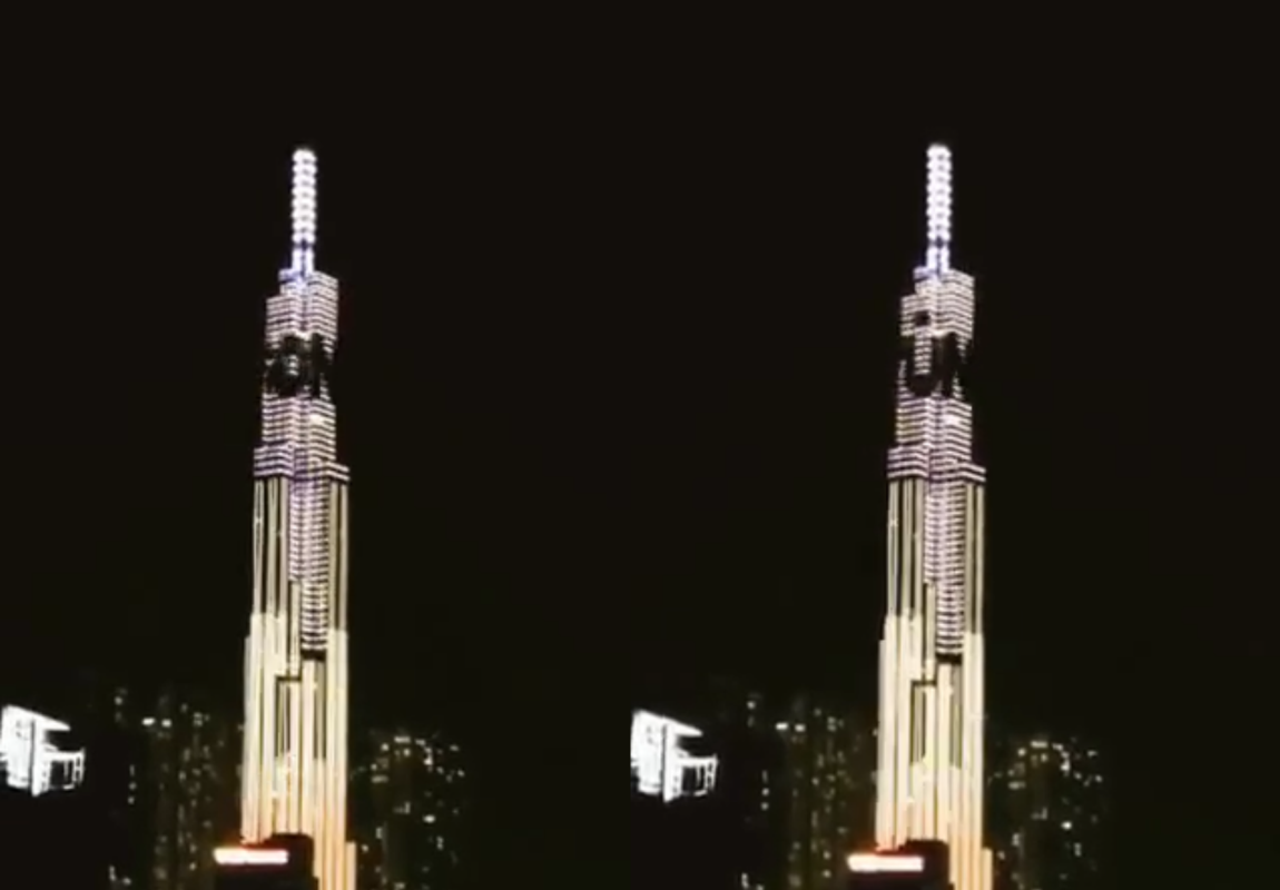 Dòng chữ Sơn Tùng M-TP bất ngờ xuất hiện trên đỉnh tòa tháp Landmark 81 HOT: Tên Sơn Tùng M-TP bất ngờ được thắp sáng trên đỉnh tòa nhà cao nhất Đông Nam Á ảnh 1