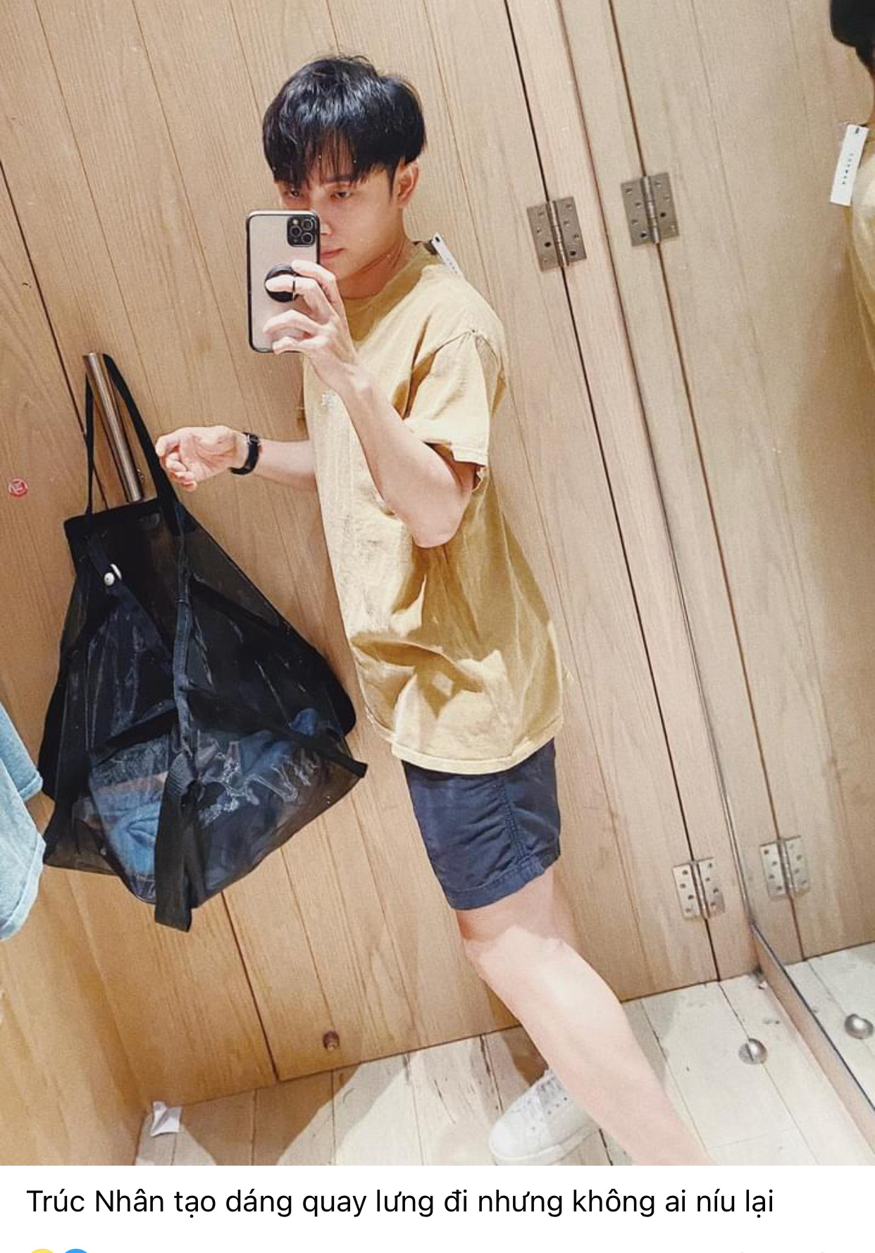 Chưa có bí kíp “sống ảo” khi đi mua đồ Tết: Học hỏi cách tạo dáng “bá đạo” của Trúc Nhân! ảnh 5