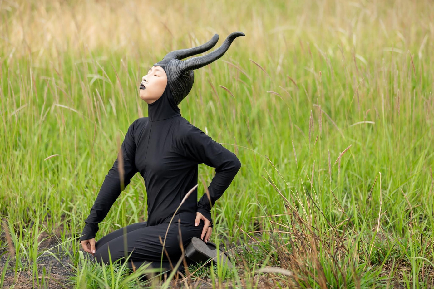 Mừng Tết Tân Sửu, Trang Hý khiến dân tình cười nghiêng ngả khi tung bộ ảnh cosplay “Mã Lệ Phi Xuân” ảnh 1