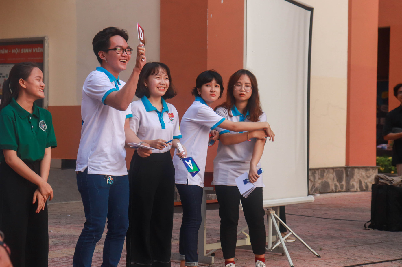 Sinh viên Nhân văn hào hứng tham gia chuỗi hoạt động kỷ niệm 90 năm thành lập Đoàn ảnh 2