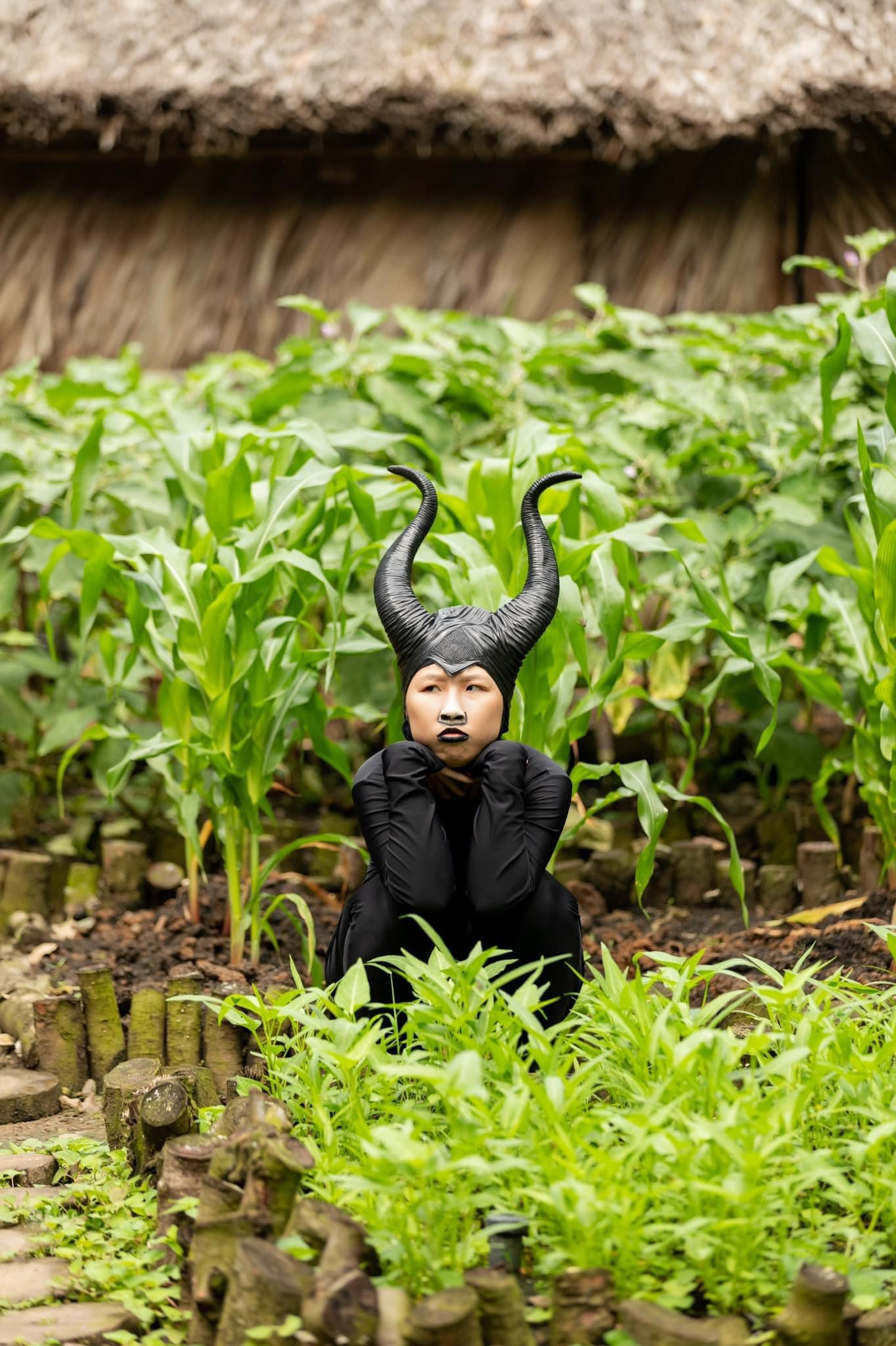 Mừng Tết Tân Sửu, Trang Hý khiến dân tình cười nghiêng ngả khi tung bộ ảnh cosplay “Mã Lệ Phi Xuân” ảnh 5