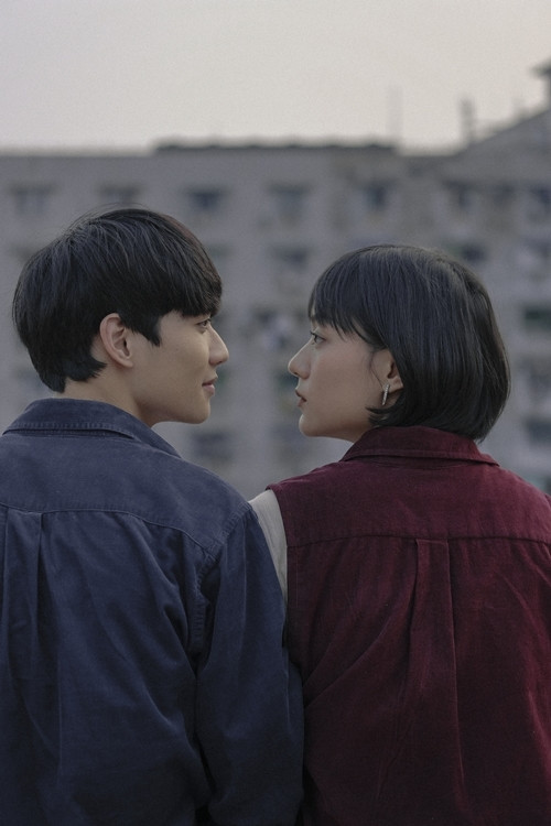 Review phim “Sài Gòn Trong Cơn Mưa“: Câu chuyện tình - đời của những trái tim “di cư“ ảnh 6