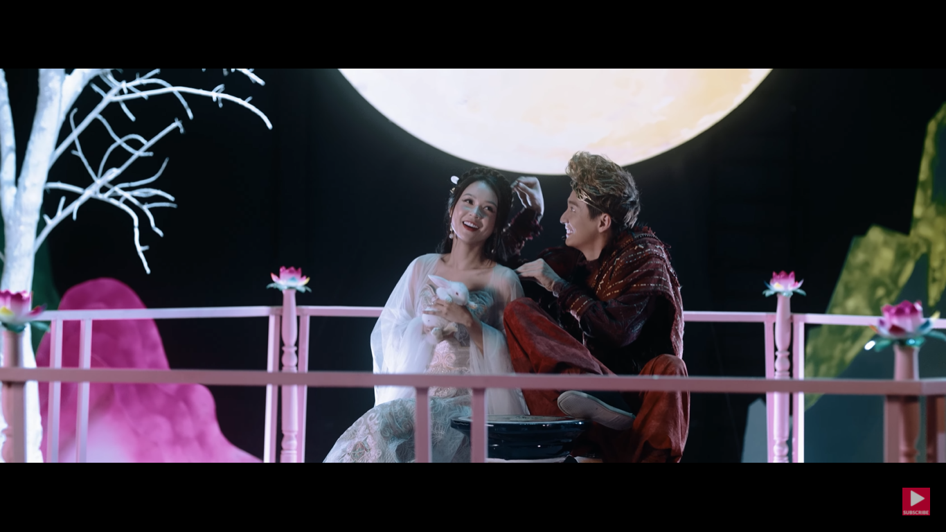 Dàn cameo "hùng hậu" góp mặt trong 72 Phép Thần Thông: Diễn viên Thu Trang, Tiến Luật, Sam, BB Trần, Duy Khánh, Lê Dương Bảo Lâm và Hải Triều. Hết “bắt mạch”, Ngô Kiến Huy hóa người chơi hệ Tây Du Ký với vũ điệu Tôn Ngộ Không hài hước ảnh 4