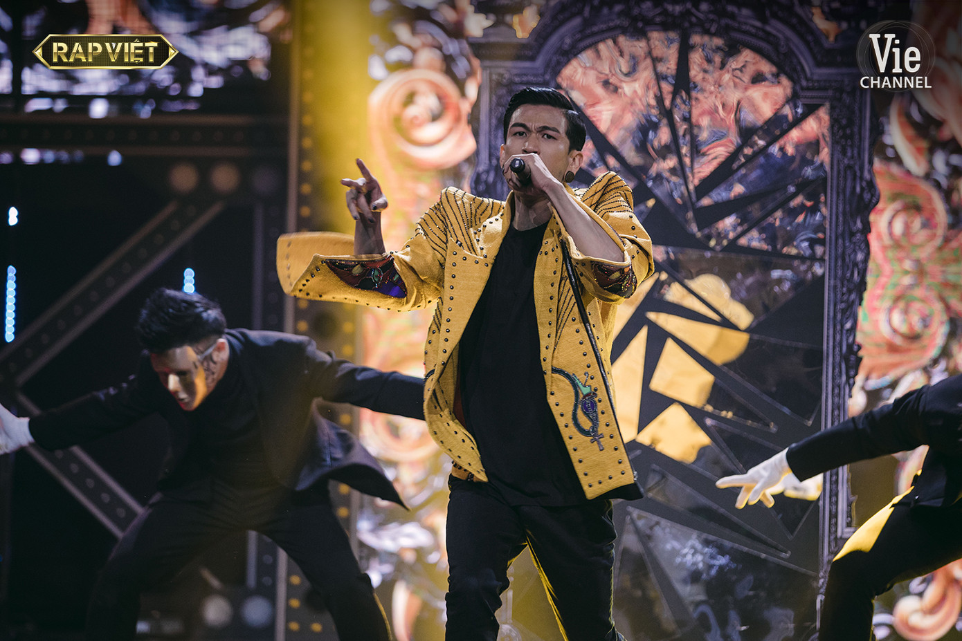 Chung kết “Rap Việt“: Căng thẳng bài toán “8 chọn 1” và chiến lược khó đoán của Karik ảnh 3