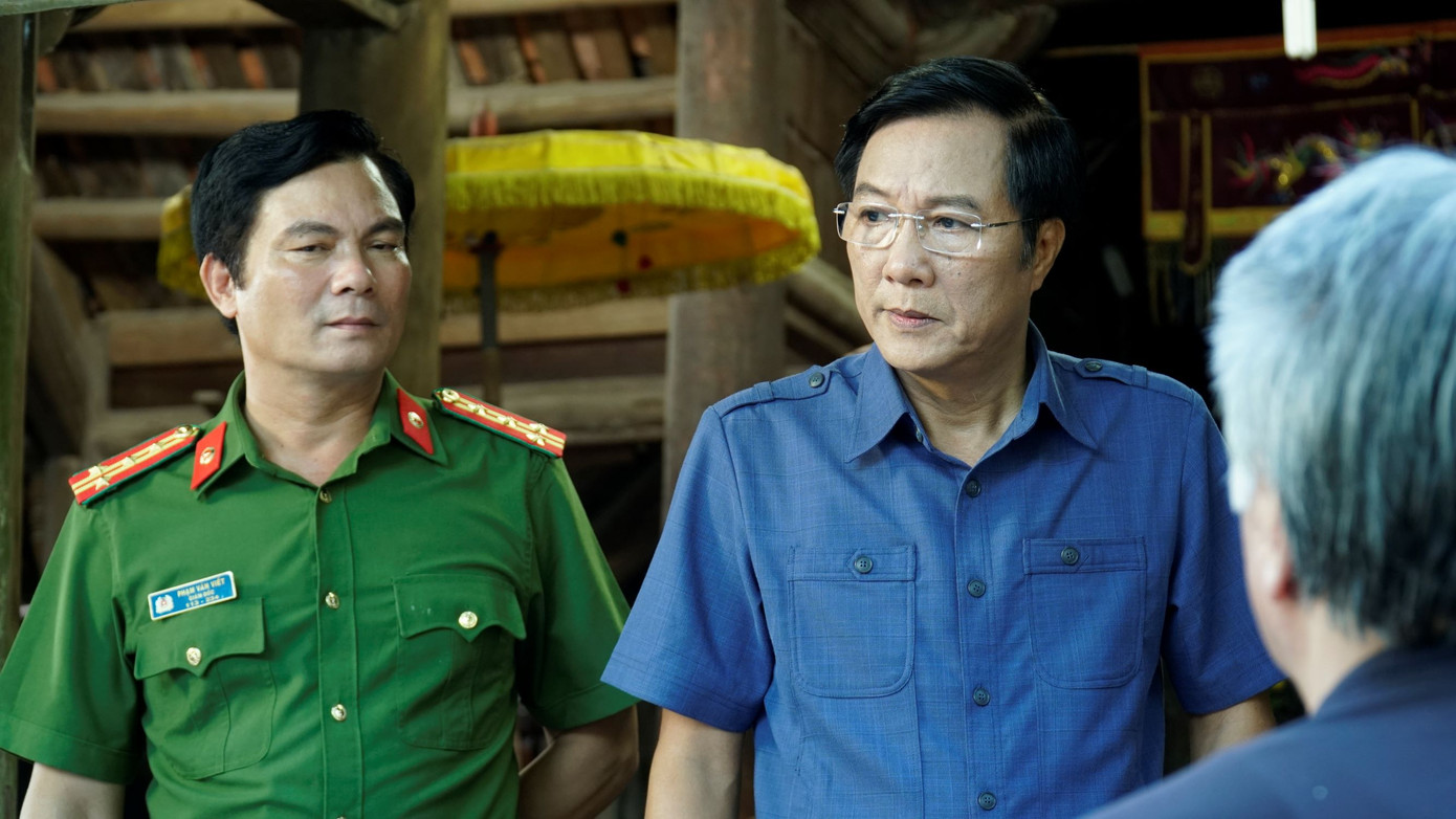 NSND Trọng Trinh, Hoàng Dũng phải lại quay 60-70 lần trong bom tấn ‘Sinh tử’ ảnh 1