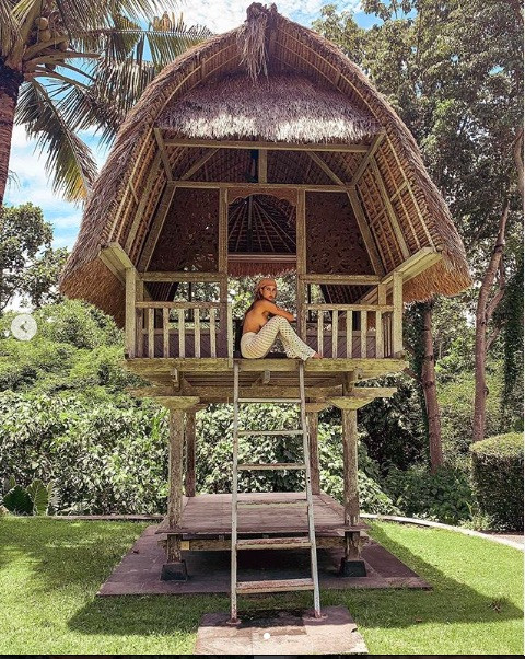 Kara del Toro chụp khoả thân, khoe dáng tạc tượng với số đo 3 vòng 'vàng' ảnh 3