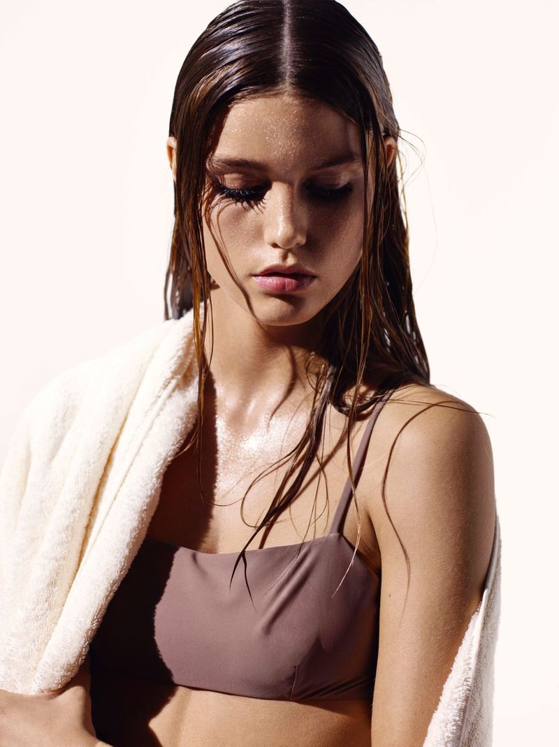 Vẻ thanh xuân mơn mởn của người đẹp 9x Hà Lan Luna Bijl ảnh 11