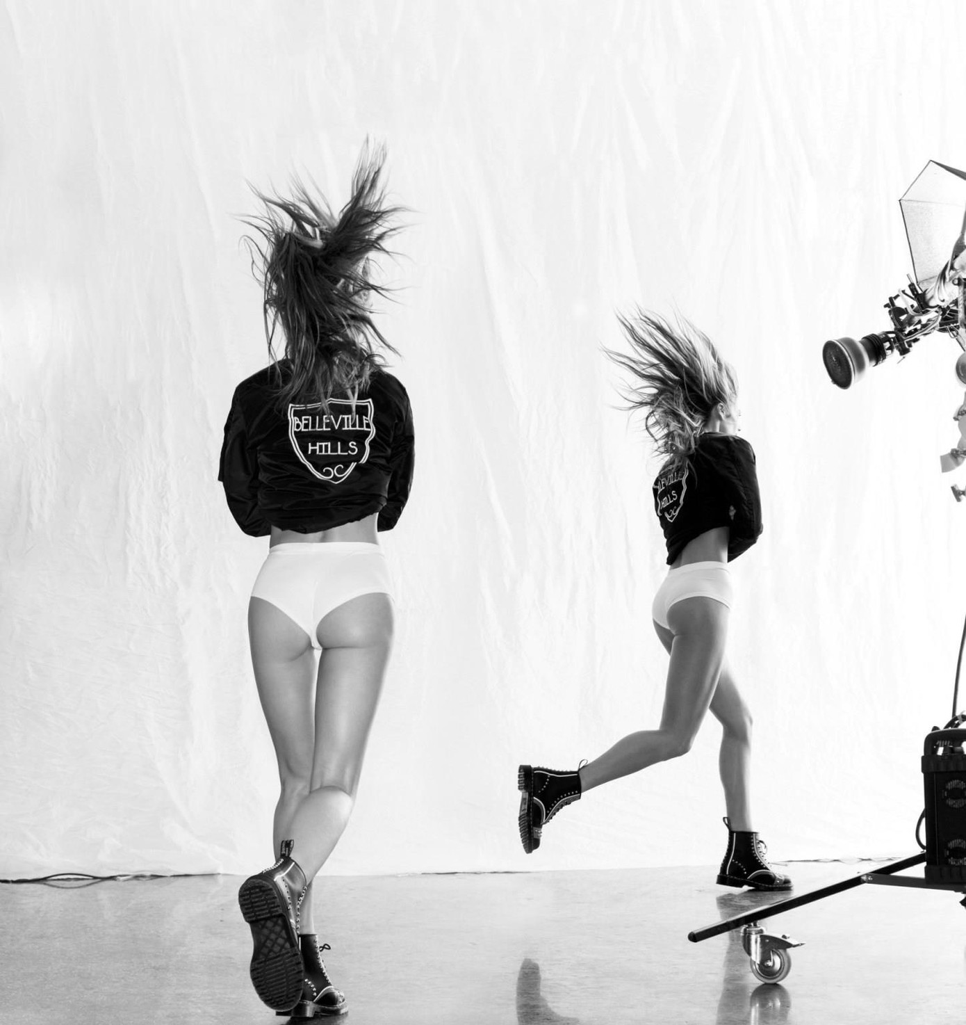 Chân dài 9x Canada khoả thân đẹp mê mẩn trên tạp chí đàn ông ảnh 5