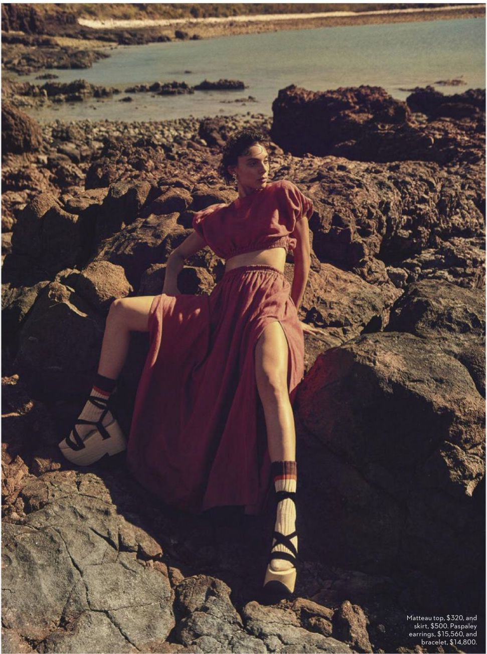 Chân dài 9x nước Úc sexy đầy ma mị hút hồn người nhìn ảnh 4