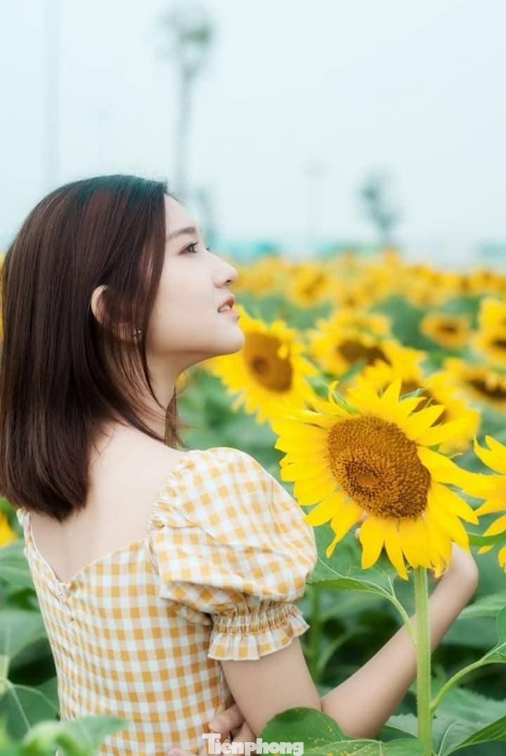 Nhan sắc trong trẻo của Hoa khôi 18 tuổi Thiên Nhi ảnh 6