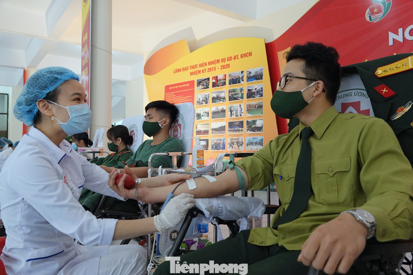 Phát động tuổi trẻ toàn quân hiến máu, nhân lên nghĩa cử cao đẹp ảnh 6