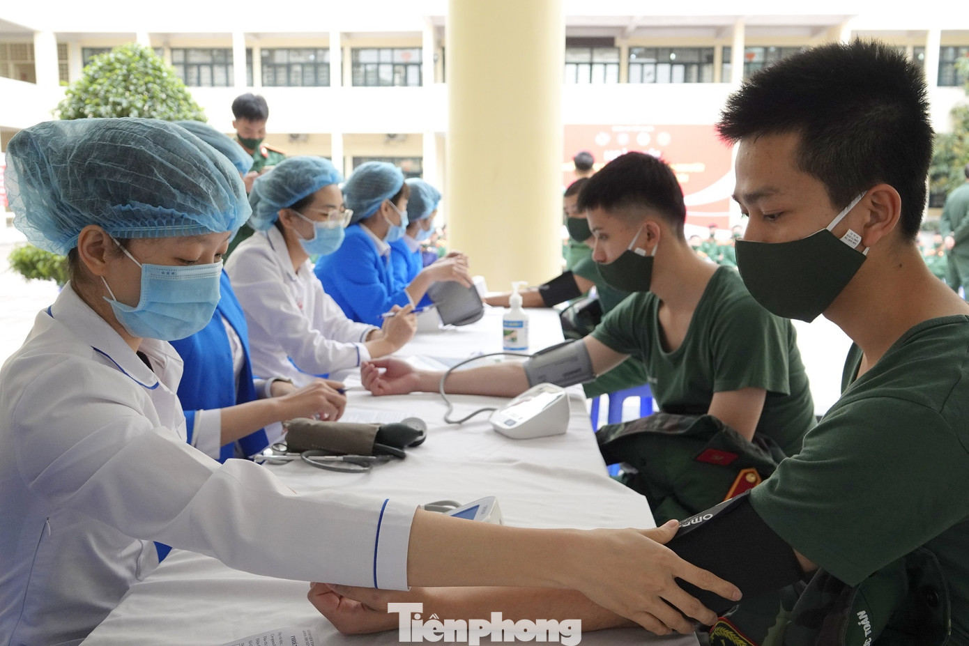 Phát động tuổi trẻ toàn quân hiến máu, nhân lên nghĩa cử cao đẹp ảnh 7