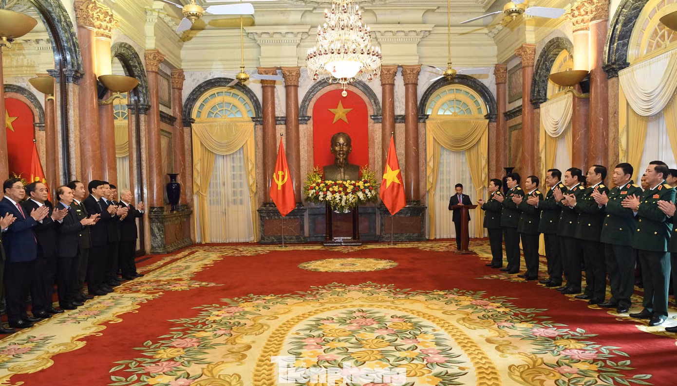 Hai Thứ trưởng Quốc phòng được thăng quân hàm Thượng tướng ảnh 3