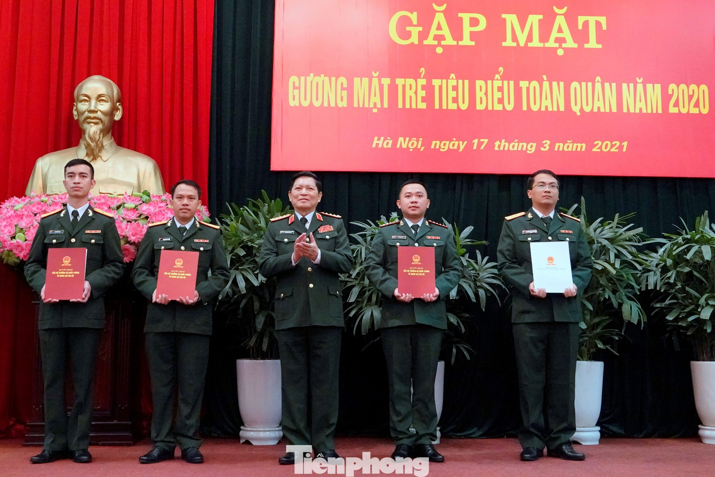 Quân ủy Trung ương - Bộ Quốc phòng biểu dương điển hình trẻ tiêu biểu toàn quân ảnh 5