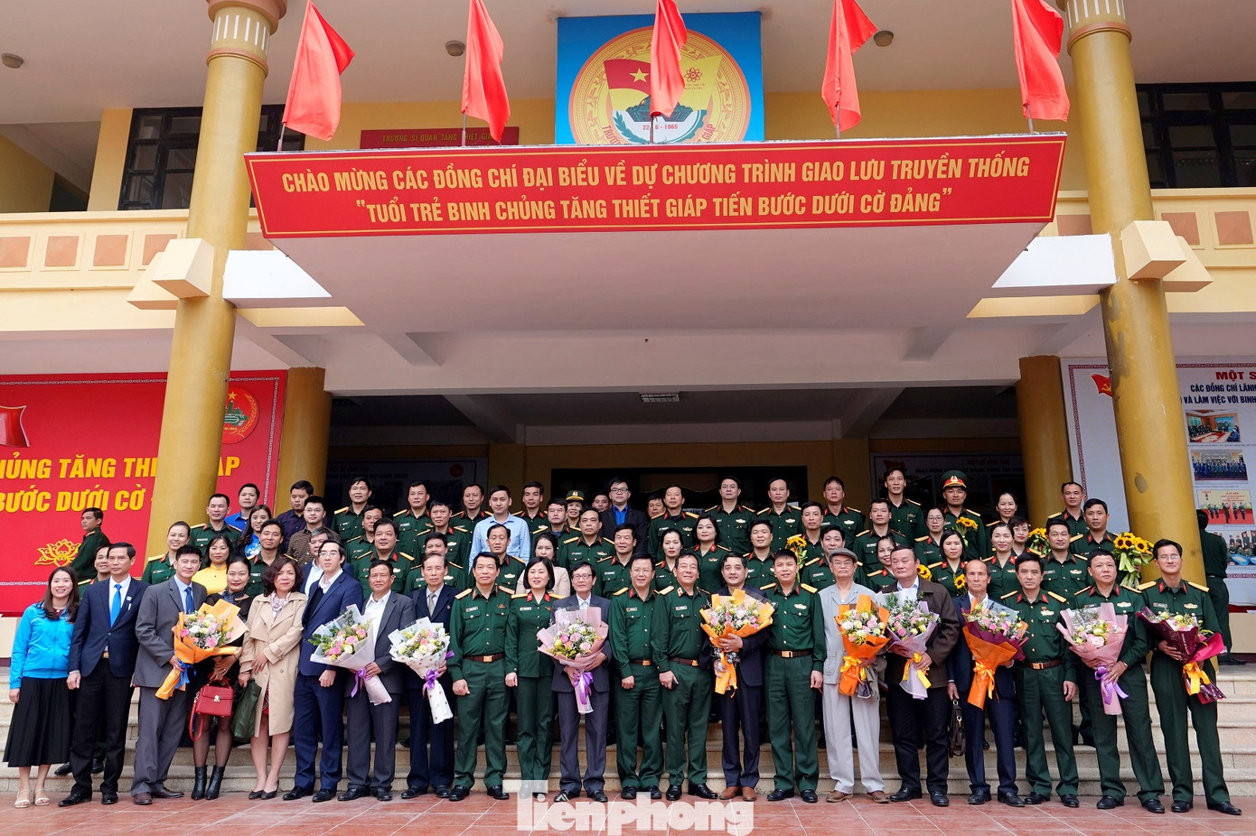 Tuổi trẻ Tăng thiết giáp tiến bước dưới cờ Đảng ảnh 9