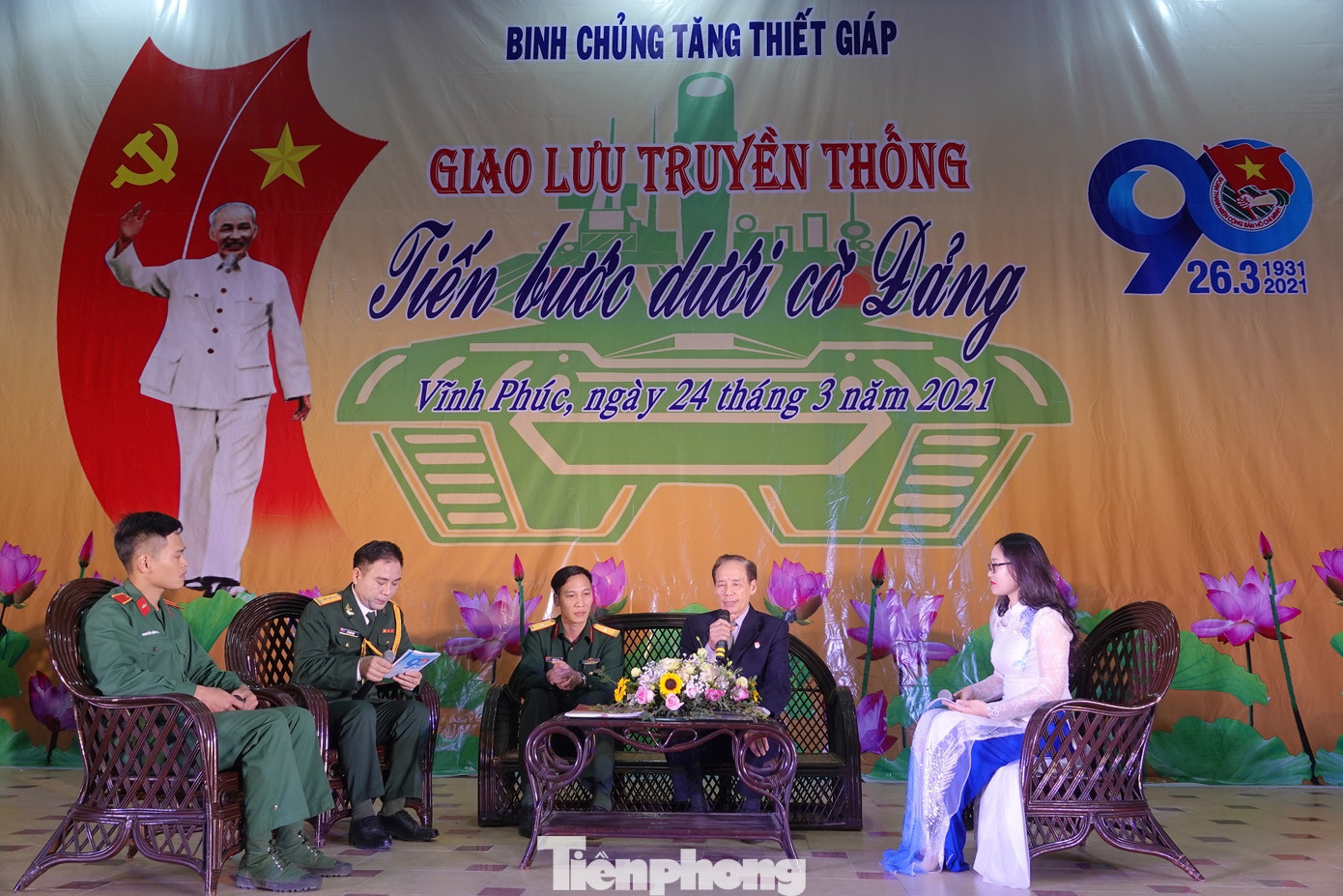 Tuổi trẻ Tăng thiết giáp tiến bước dưới cờ Đảng ảnh 1