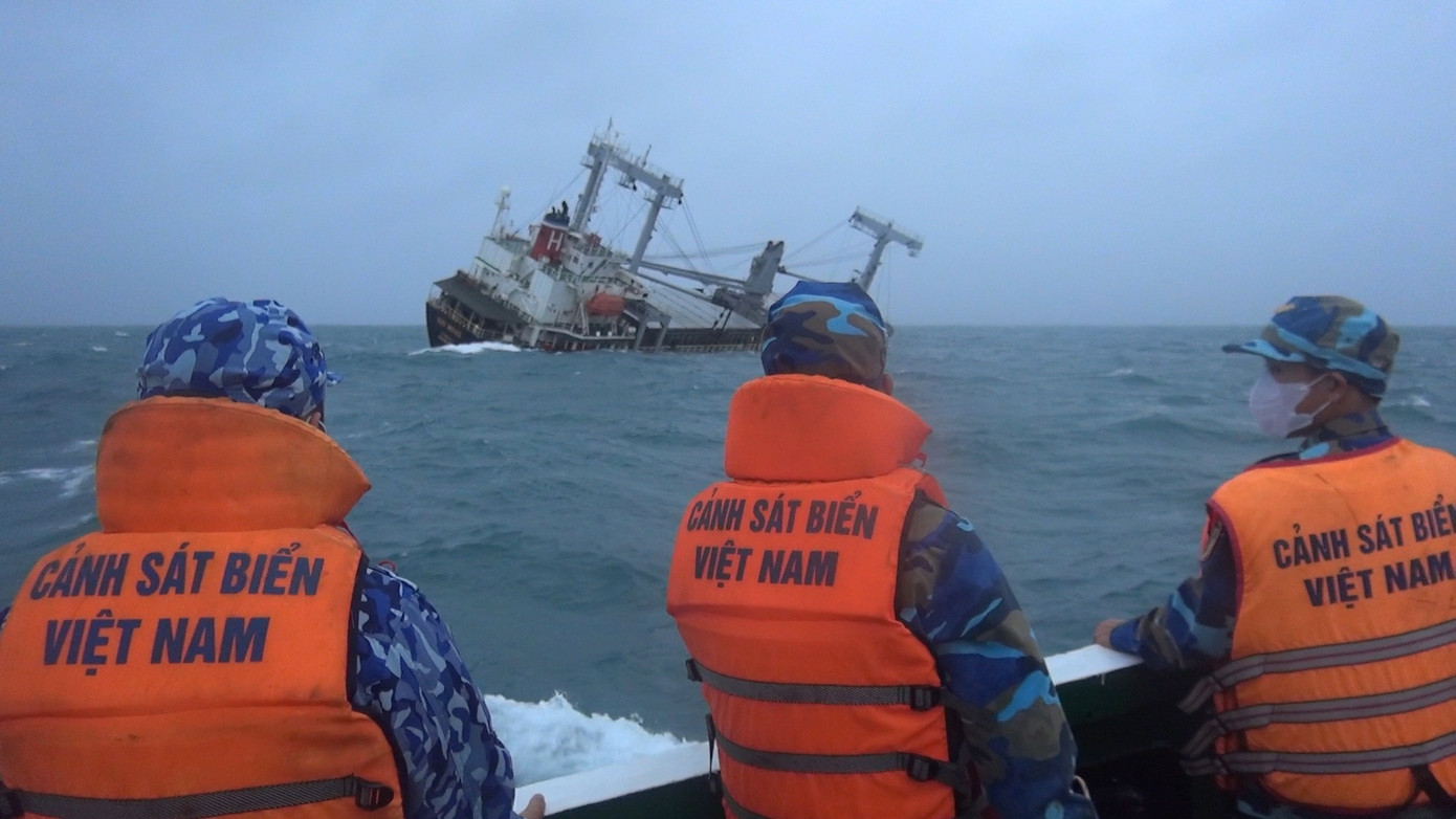 Cảnh sát biển Việt Nam phải đủ khả năng xử lý tình huống phức tạp nhất ảnh 2