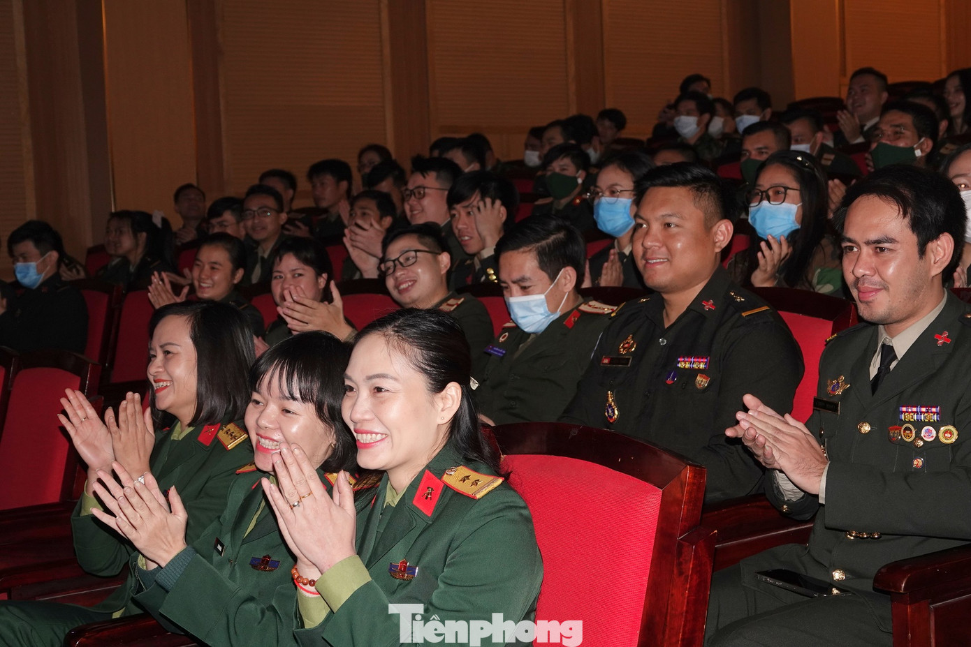 Học viên quân sự Lào và Campuchia thi tài Olympic tiếng Việt ảnh 6