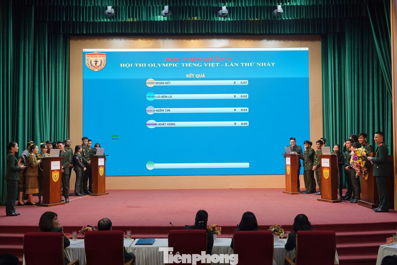 Học viên quân sự Lào và Campuchia thi tài Olympic tiếng Việt ảnh 10