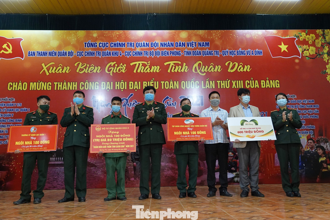 Xuân biên giới thắm tình quân dân ảnh 11