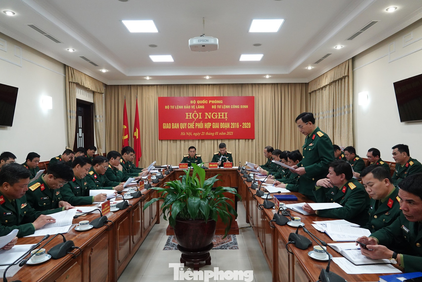 Phối hợp bảo vệ khu vực Lăng Bác và quảng trường Ba Đình ảnh 1