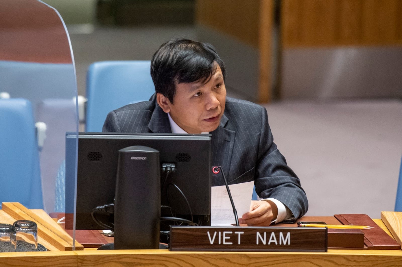 Giới ngoại giao nói gì về lực lượng mũ nồi xanh Việt Nam? ảnh 2