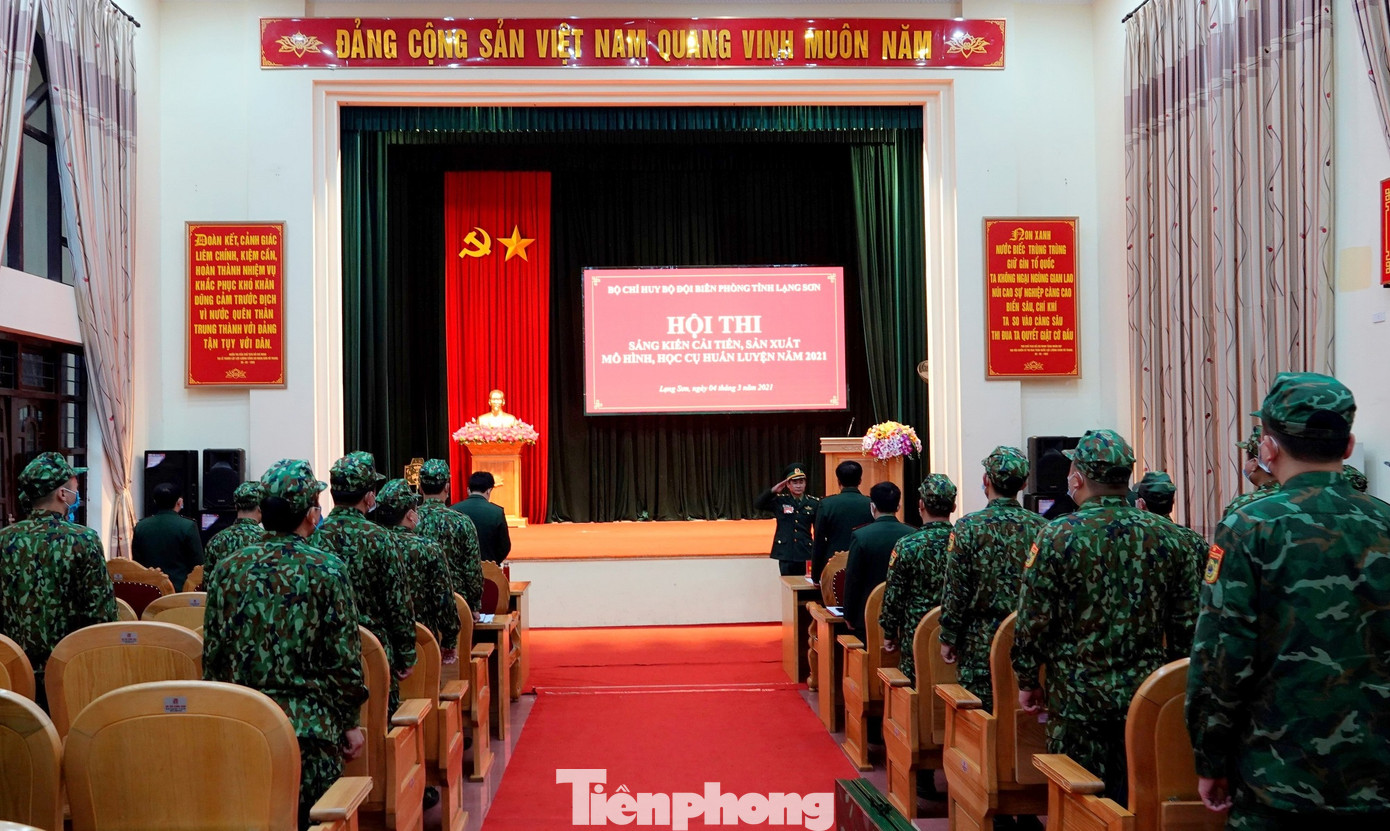 Biên phòng xứ Lạng trổ tài về các học cụ huấn luyện ảnh 4