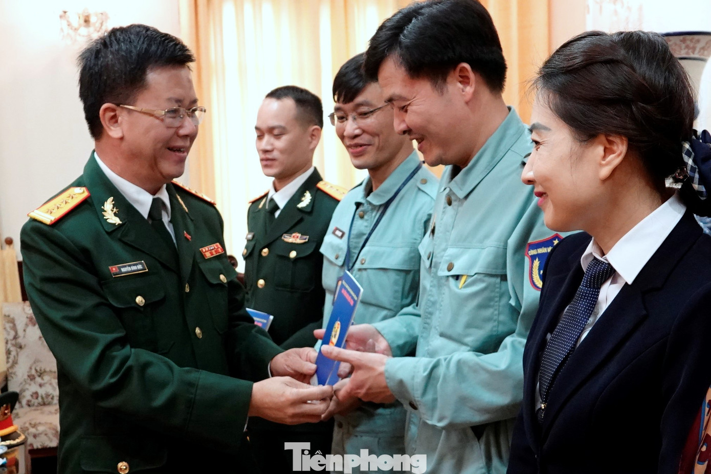 Thượng tướng Phan Văn Giang giao nhiệm vụ đầu xuân cho BTL Bảo vệ Lăng ảnh 5