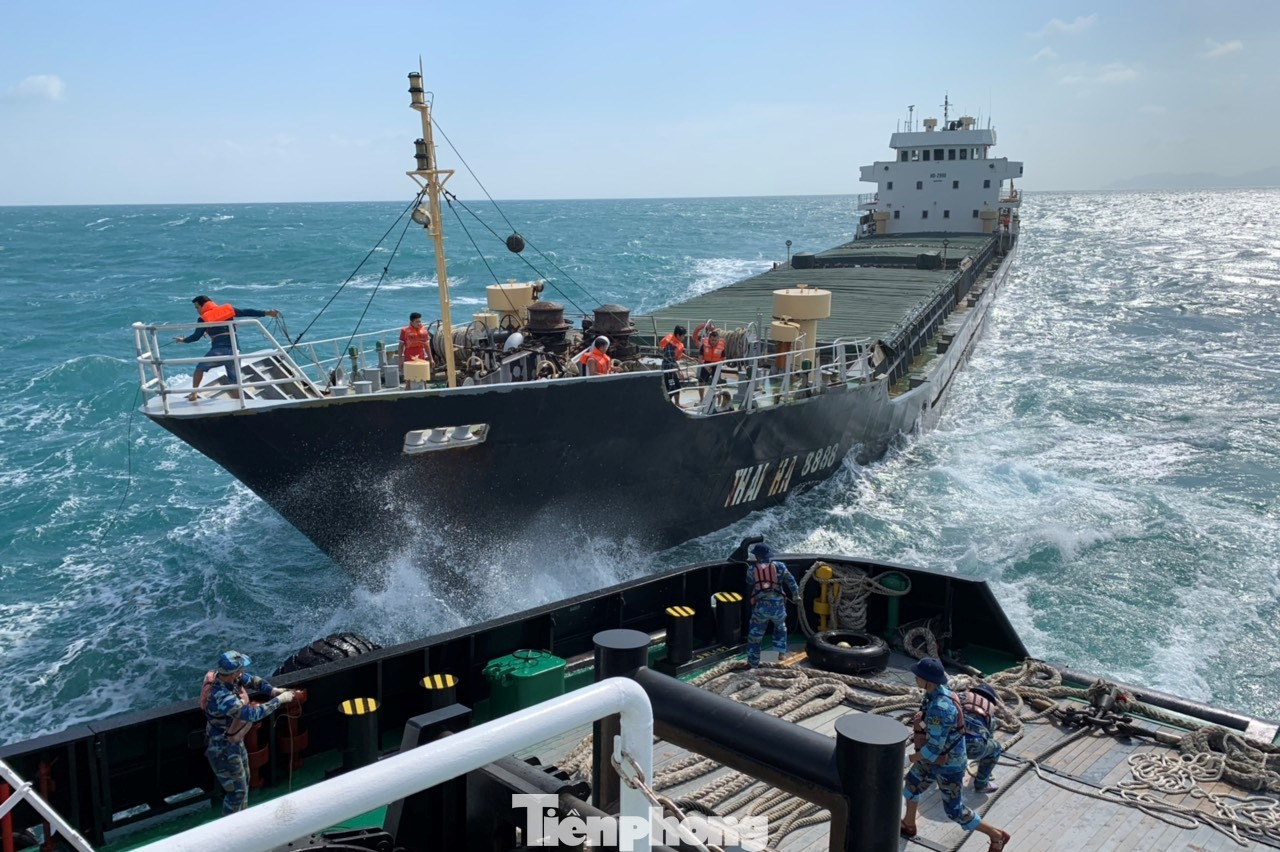 10 lần cứu nạn trên biển của Hải đội bảo vệ tàu ngầm Việt Nam ảnh 3