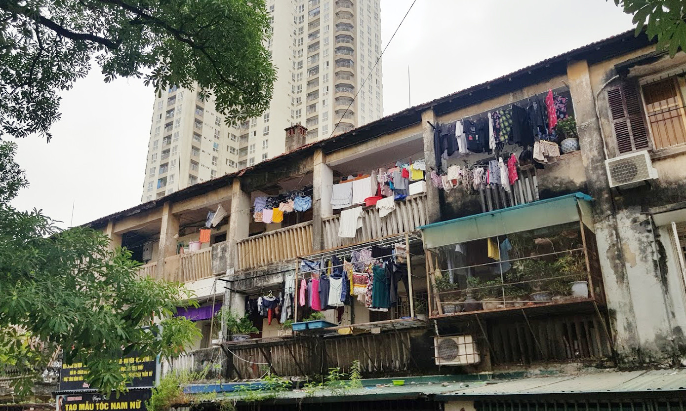 Tận thấy khu chung cư trước nguy cơ sập đổ ở giữa Thủ đô ảnh 17
