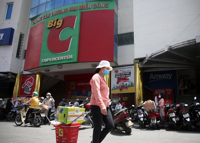 Người dân TP.HCM tiếc nuối nói lời chia tay siêu thị lớn nhất thành phố một thời ảnh 1