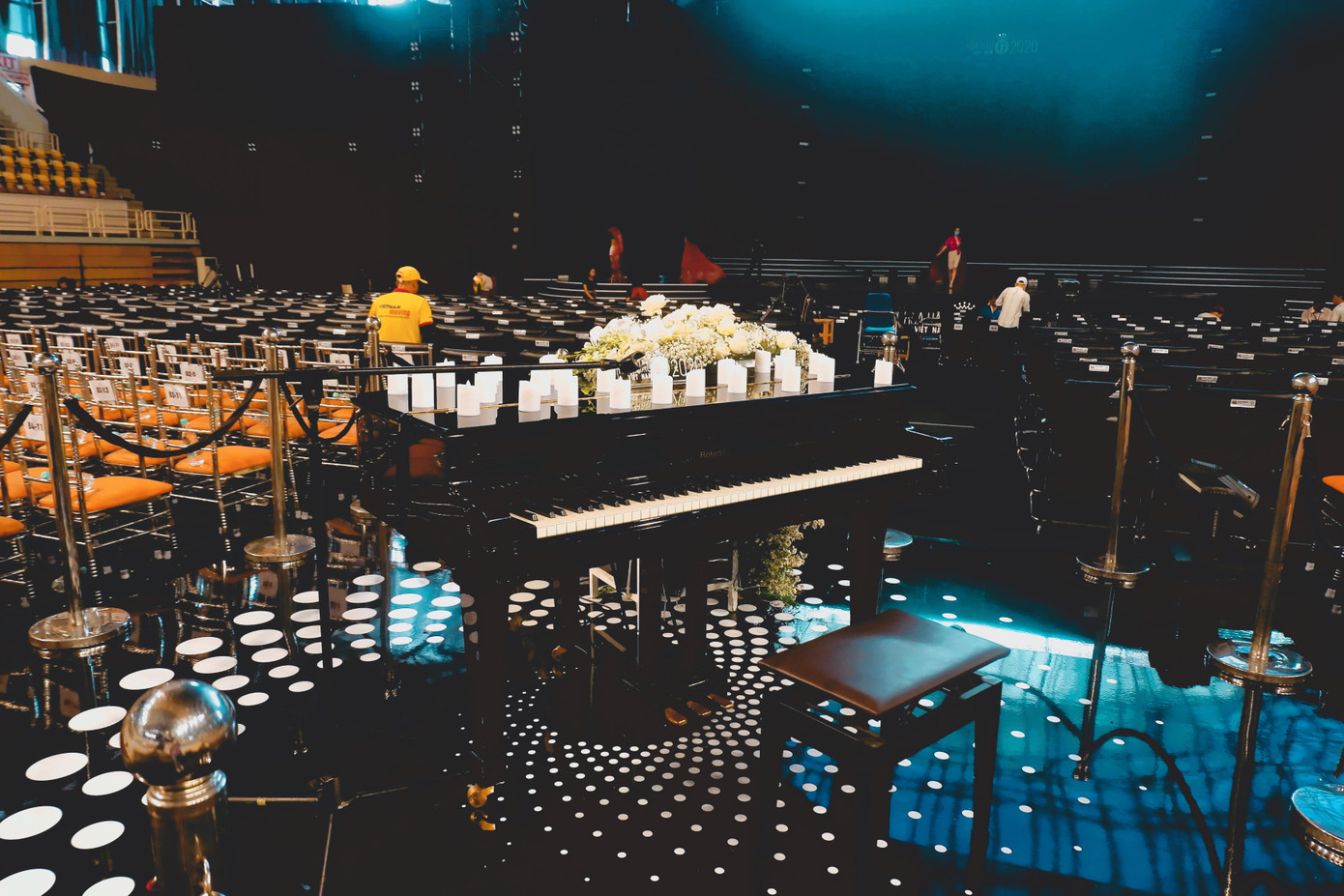 Toàn cảnh sân khấu hoành tráng của đêm Chung kết Hoa Hậu Việt Nam 2020 trước “giờ G“ ảnh 7