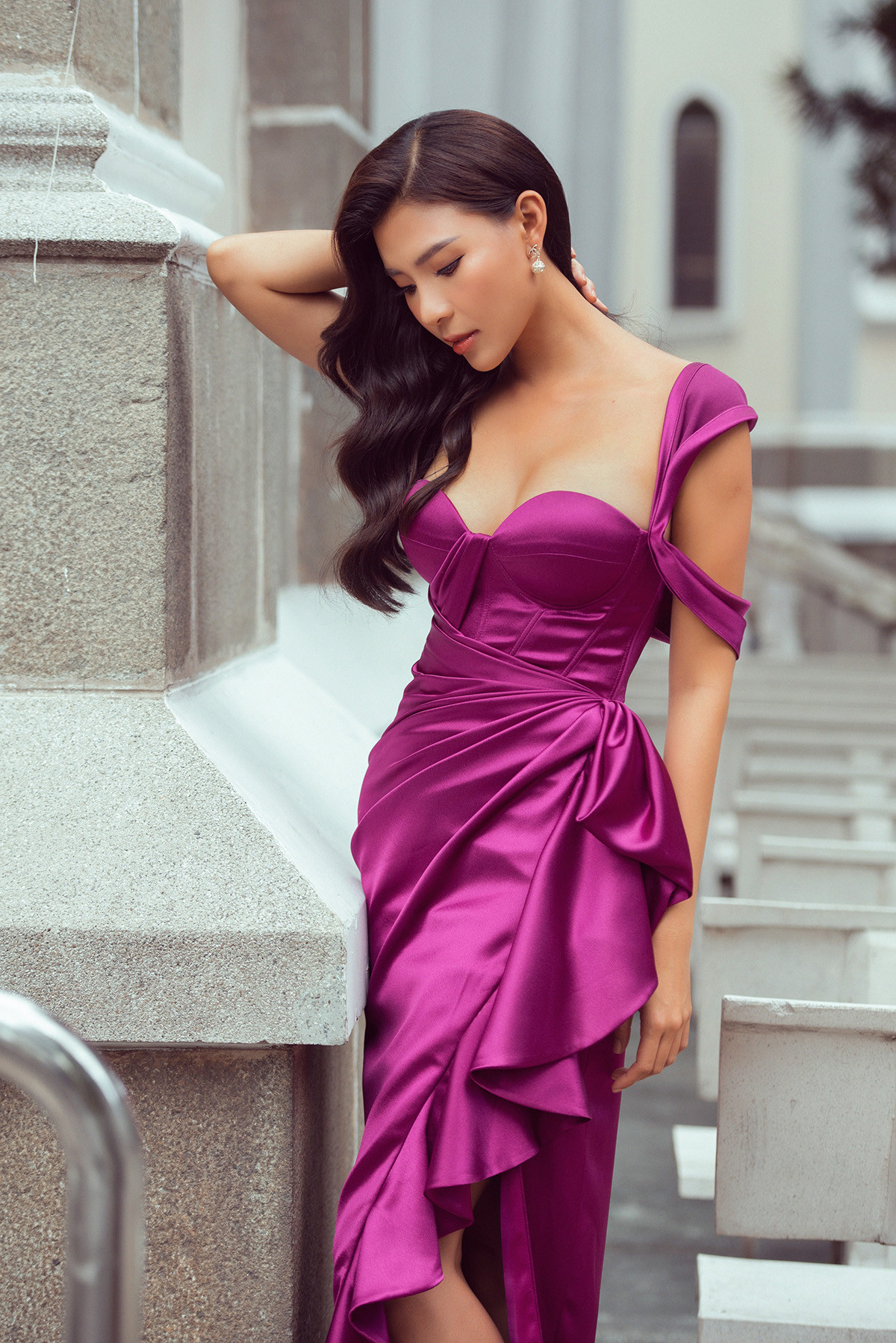 Thúy Diễm mong khán giả không ghét nhân vật 'tiểu tam' trong 'Cát đỏ' ảnh 3